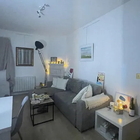 2 Pieces 42m2 - Puces De Saint-ouen *